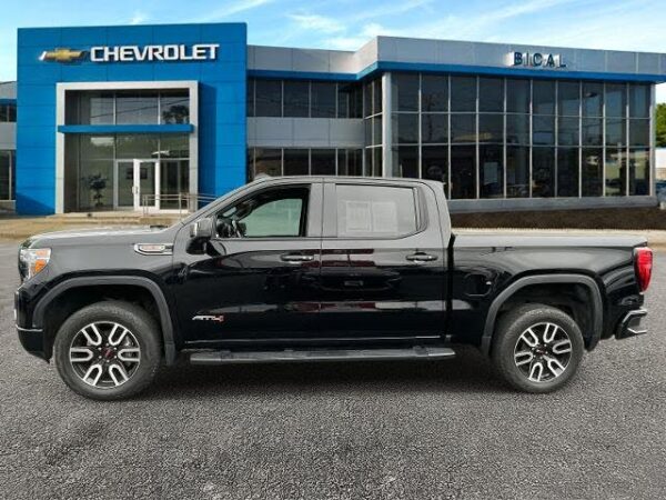 2019 GMC Sierra 1500 AT4 Crew Cab 4WD